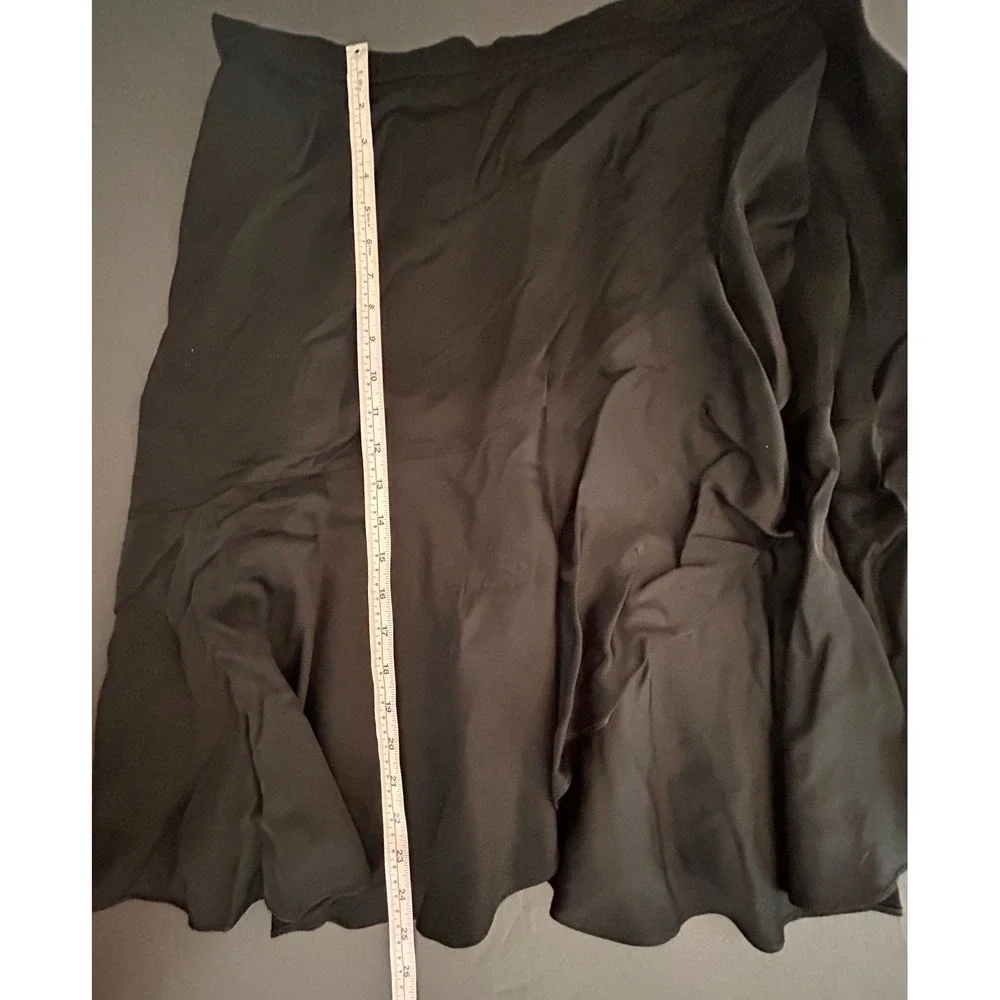NWT Chloe Kristyn Black Ruffle Midi Skirt Satin Wrap Style Plus Size 1X New - Picture 6 of 6